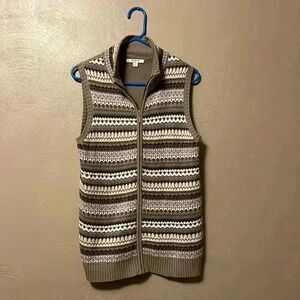 Liz Clairborn Small Sweater Vest